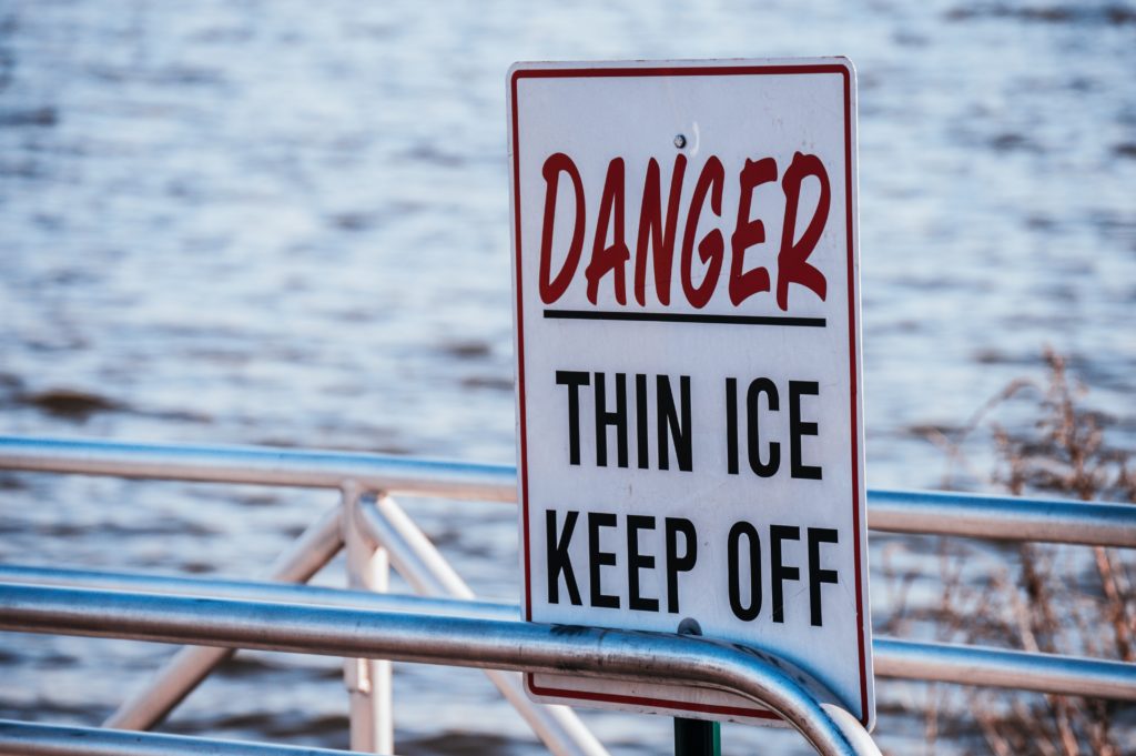 Content marketing warning (sign about thin ice).